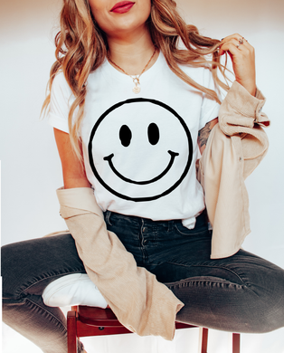 OVERSIZED SMILEY - UNISEX WHITE TEE